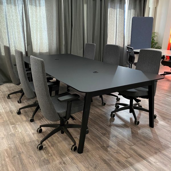 Nova Wood møtebord HPL Fenix 280 med strøm - Bilde 3