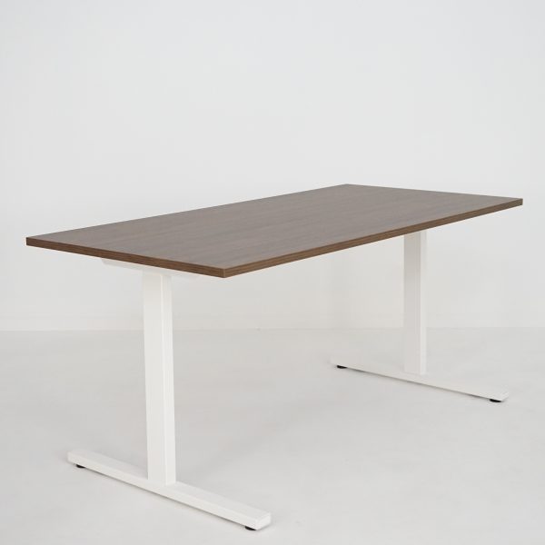 T-Easy skrivebord. Bordplate: Dark Walnut - Bilde 3