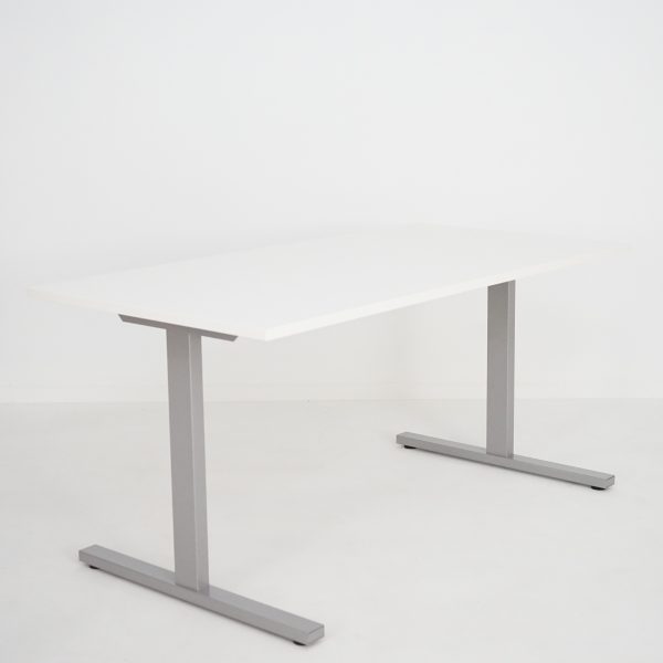 T-Easy skrivebord. Bordplate: Hvit - Bilde 2