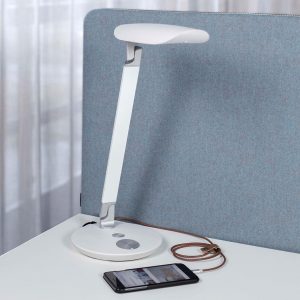 Funkia LED lampe med uttak til USB