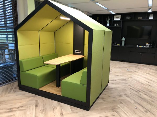 ThreeHouse sitting four - Bilde 5