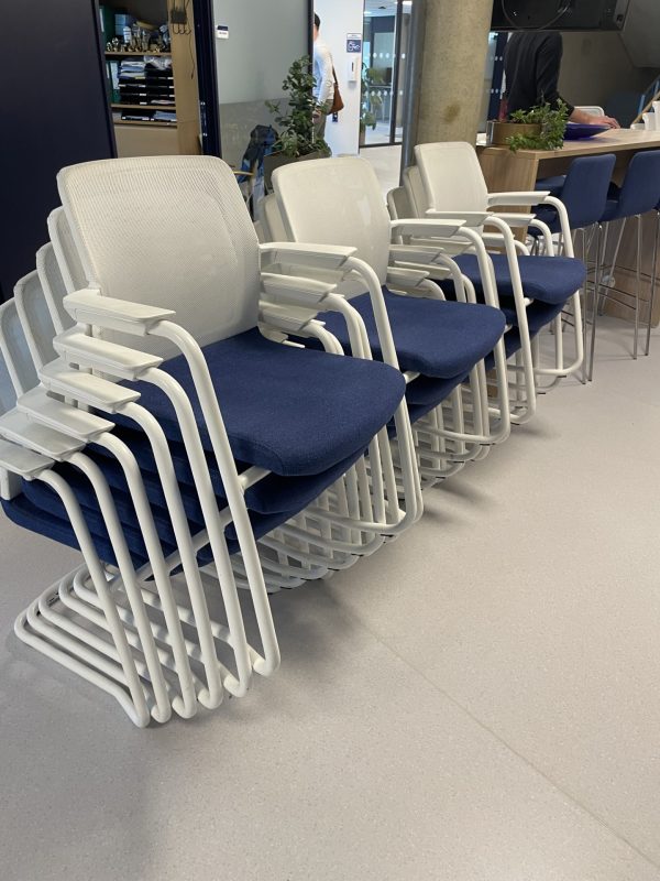 Wind TWO konferansestoler med glidere - Bilde 3
