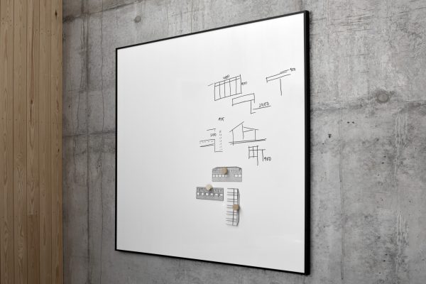 One whiteboardtavle
