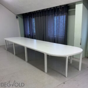 IKEA Bekant møtebord 560x140cm